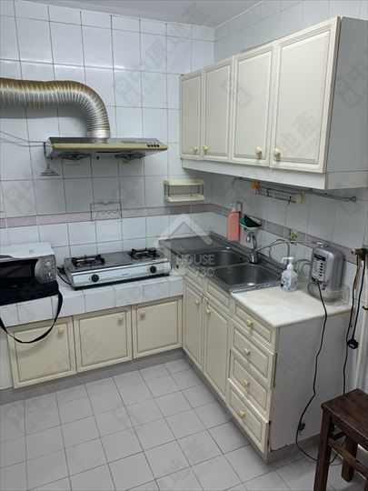 South Horizons SOUTH HORIZONS Middle Floor Kitchen House730-6439141