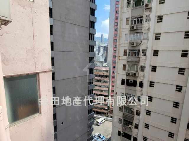 Wan Chai KWONG SANG HONG BUILDING Middle Floor View from Living Room House730-6282601