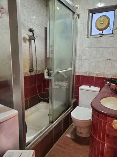 Ho Man Tin CHUN MAN COURT Lower Floor Washroom House730-6444222