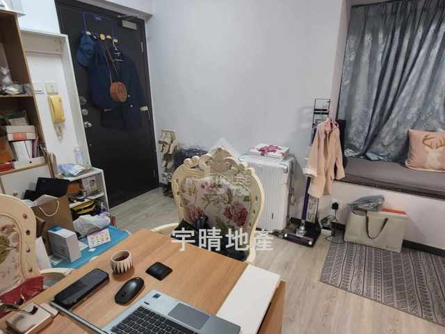 Sham Shui Po CITY REGALIA Middle Floor House730-6570532