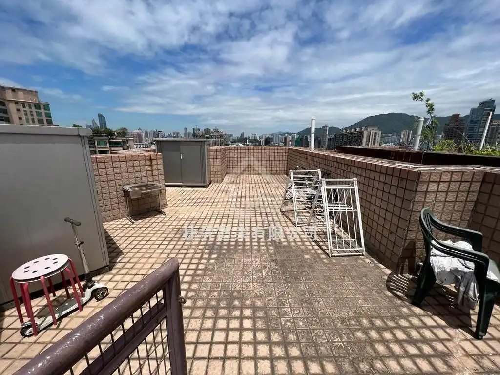 馬頭圍海悅豪庭住宅出售 土瓜灣私家公園 單幢樓價錢買到屋苑配套兩房連天台 實用會所 House730