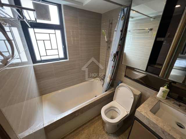 Shap Pat Heung PARK SIGNATURE Lower Floor Washroom House730-6580231