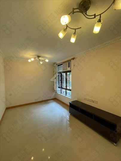 Pok Fu Lam CHI FU FA YUEN Lower Floor Living Room House730-6614885