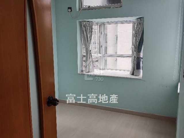 Tsuen Wan Hoi Bun RIVIERA GARDENS Middle Floor Master Room House730-6128202
