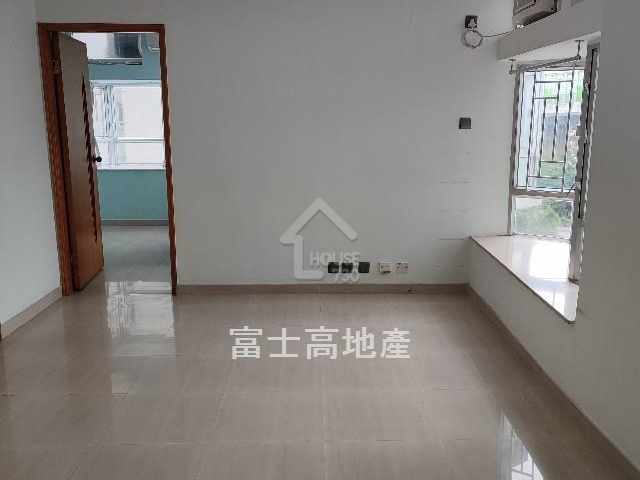 Tsuen Wan Hoi Bun RIVIERA GARDENS Middle Floor House730-6128202