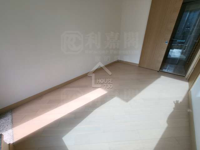 Tai Mong Tsai THE MEDITERRANEAN Middle Floor House730-6767765