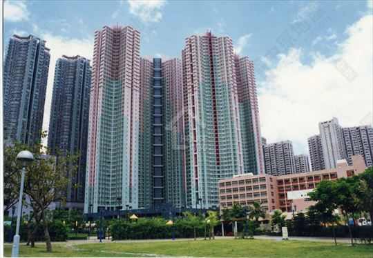 Po Lam THE PINNACLE Middle Floor Estate/Building Outlook House730-6864301