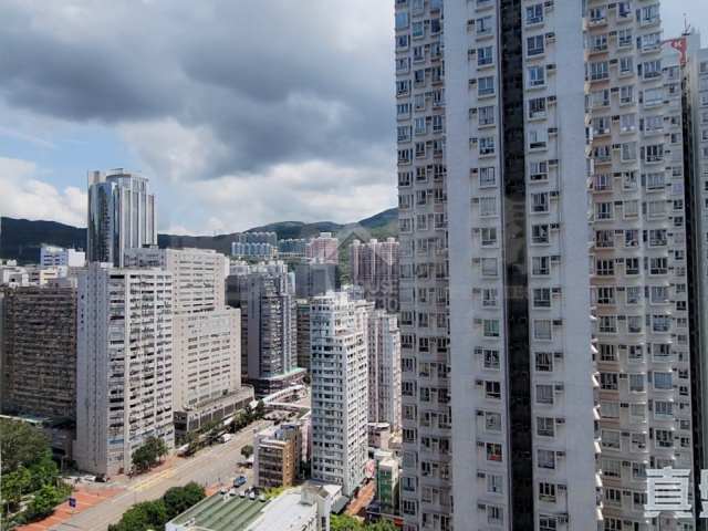 Tsuen Wan West CLAGUE GARDEN ESTATE Upper Floor House730-6864956