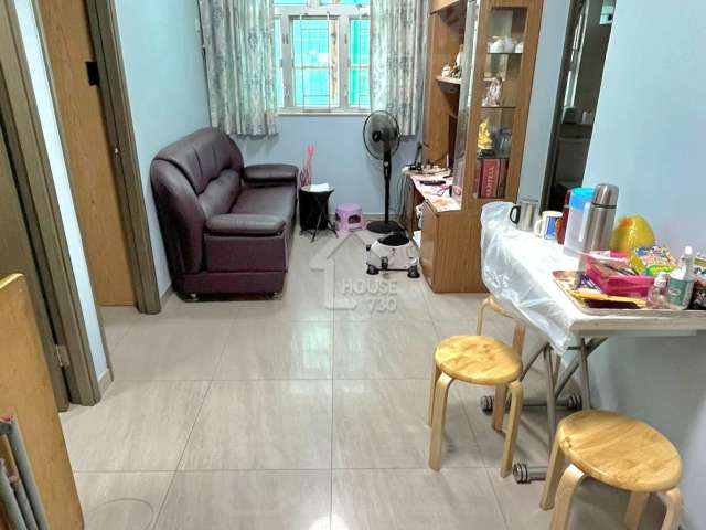 Sham Shui Po KAM MOON LAU Upper Floor House730-6864784