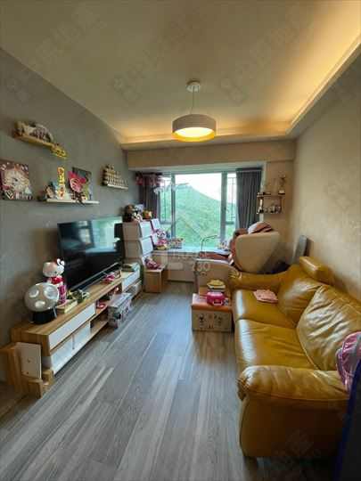 Tiu Keng Leng OCEAN SHORES Upper Floor Living Room House730-6864294