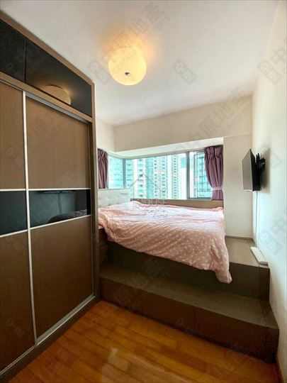 Tiu Keng Leng OCEAN SHORES Middle Floor Bedroom 1 House730-6864274