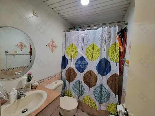 Shek Mun RAVANA GARDEN Lower Floor Master Room’s Washroom House730-6864984