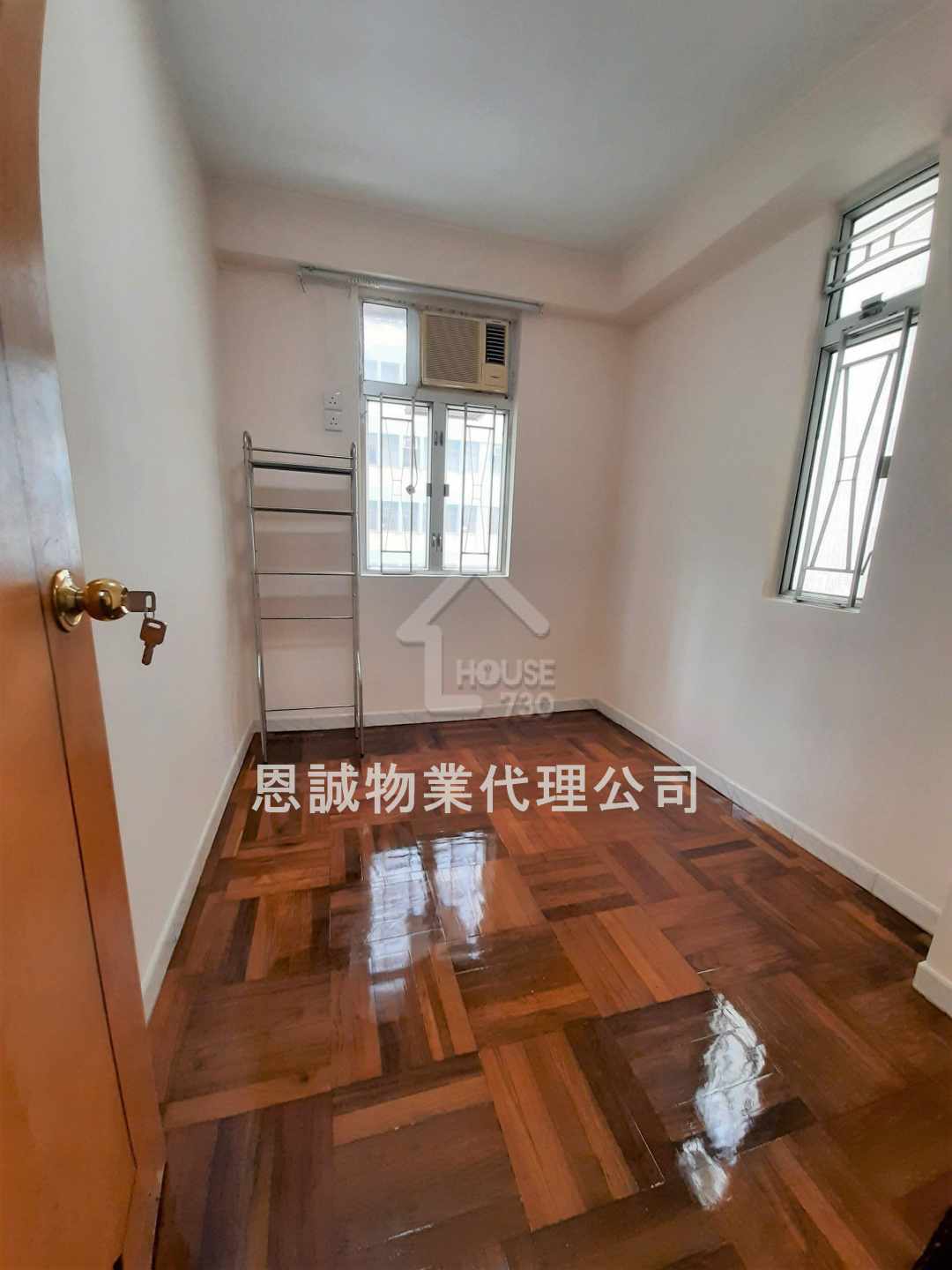 Single Building (Yuen Long District) 元朗洋樓 Lower Floor Bedroom 1 House730-6863951
