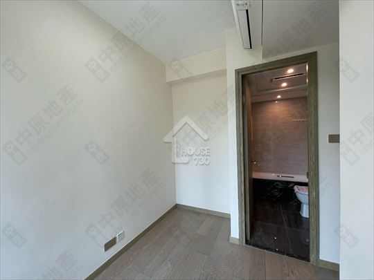 Tsuen Wan West THE AURORA Lower Floor Master Room House730-6867443
