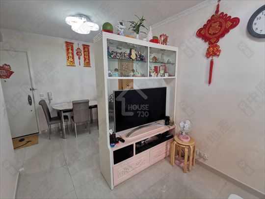 Tsuen Wan Town Centre SHEUNG CHUI COURT Lower Floor Living Room House730-6867497
