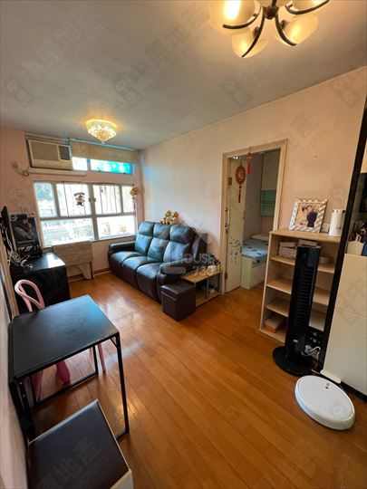 Tin Wan HUNG FUK COURT Middle Floor Living Room House730-6934037