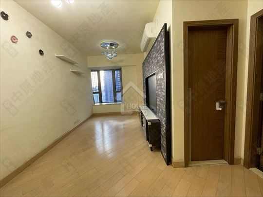 Yuen Long Station GRAND YOHO Middle Floor Living Room House730-6935165
