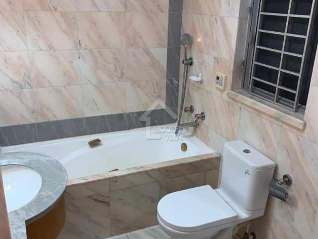 Kowloon Station THE WATERFRONT Upper Floor Master Room’s Washroom House730-5231962