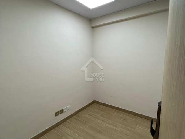 Sheung Kwai Chung  SANG CHONG INDUSTRIAL BUILDING Upper Floor House730-5151377