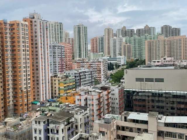 Kwun Tong GRAND CENTRAL Middle Floor Flat Roof House730-5223517