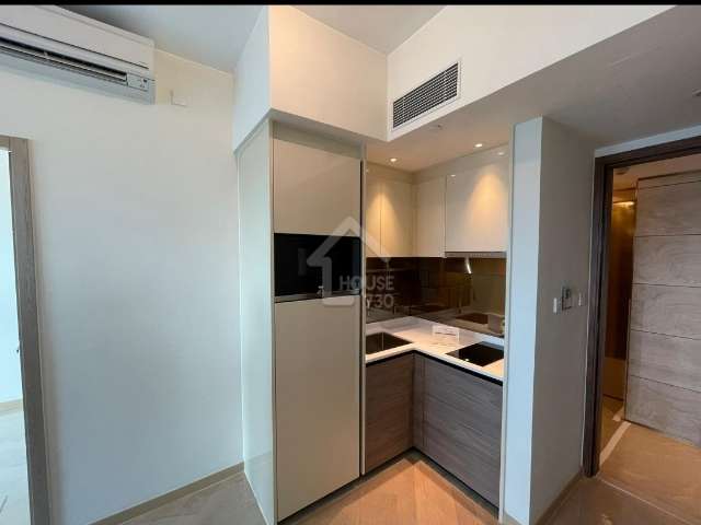 Kwun Tong GRAND CENTRAL Middle Floor Kitchen House730-5223517
