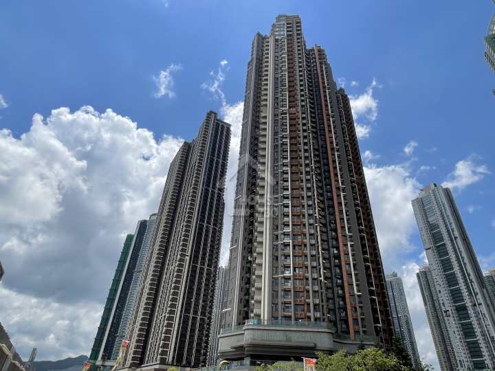 日出康城 物業外貌 - House730