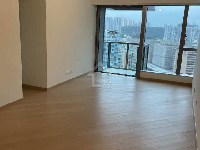 Kwun Tong GRAND CENTRAL Middle Floor Living Room House730-5138807