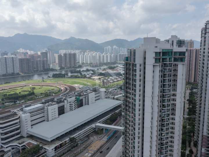 骏景园 物业外貌 - House730