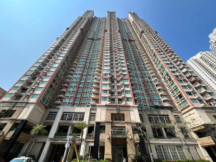 Central Park Towers Outlook - House730
