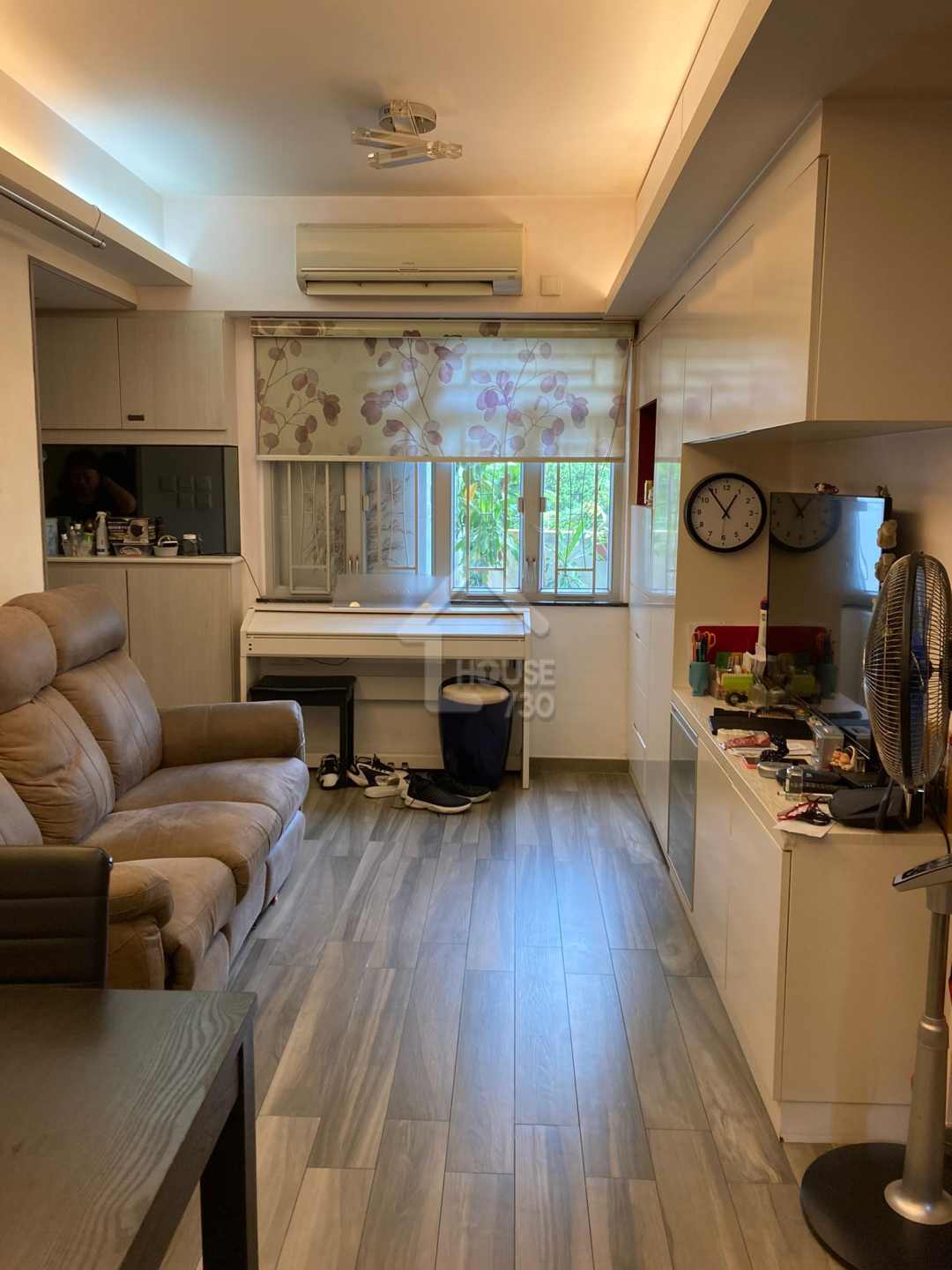 Sai Wan Ho PO MAN BUILDING Lower Floor Living Room House730-5988766