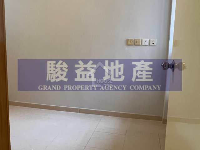 Cheung Sha Wan CRONIN GARDEN Middle Floor Bedroom 1 House730-6208670