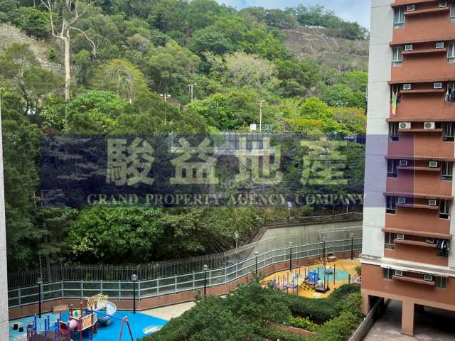 Cheung Sha Wan CRONIN GARDEN Middle Floor View from Living Room House730-6208670