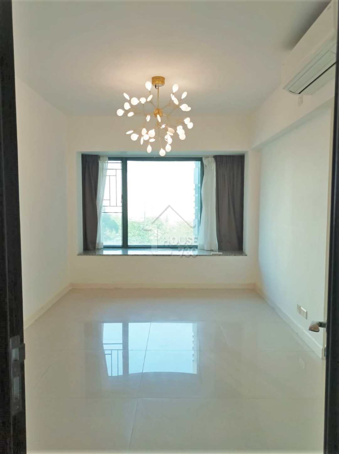 Kowloon Tong MERIDIAN HILL Middle Floor Master Room House730-6174434