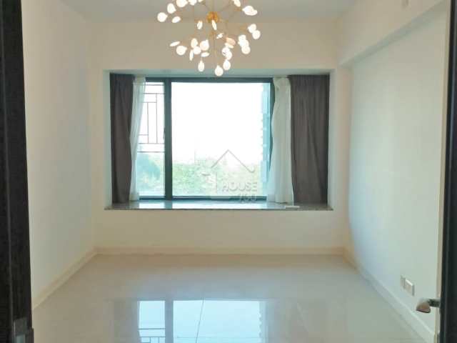 Kowloon Tong MERIDIAN HILL Middle Floor Master Room House730-6174434