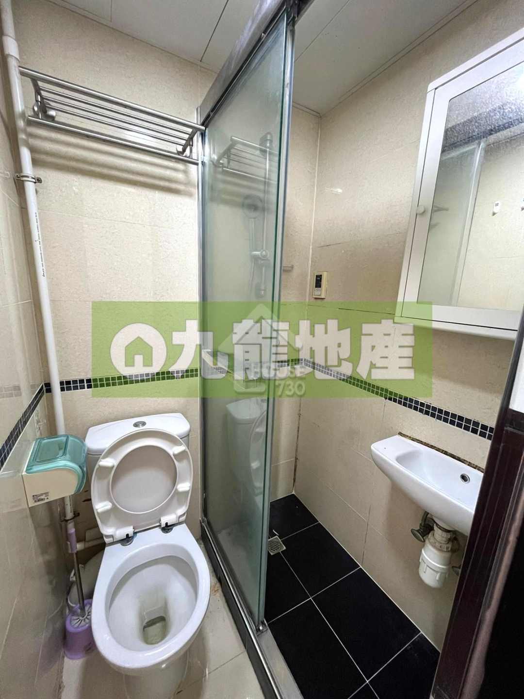 Sham Shui Po COURT REGENCE Upper Floor Washroom House730-6370343