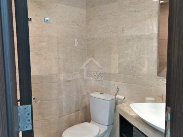 Kowloon Tong MERIDIAN HILL Middle Floor Suite's Washroom House730-6174434