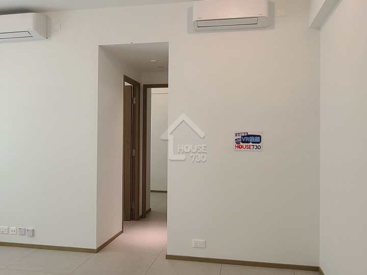 飛揚 第一期 示範單位 2座8A室(清水) - House730