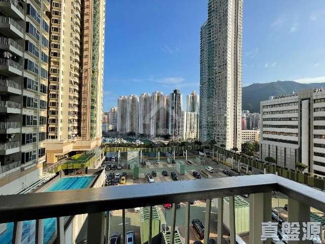 Sai Wan Ho GRAND PROMENADE Lower Floor Balcony House730-6422292