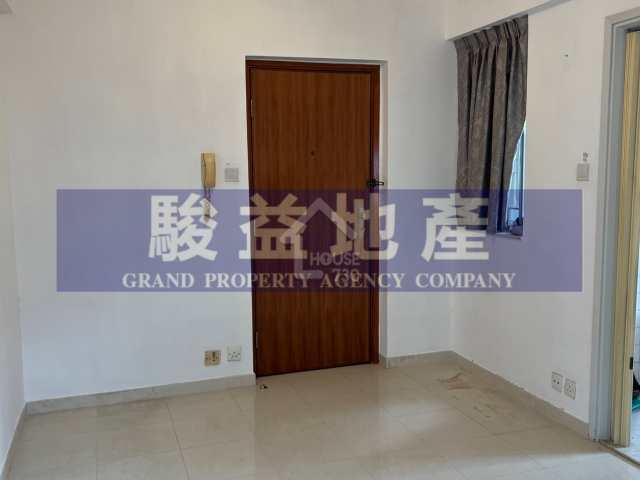 Cheung Sha Wan GARNING COURT Middle Floor Living Room House730-6444765