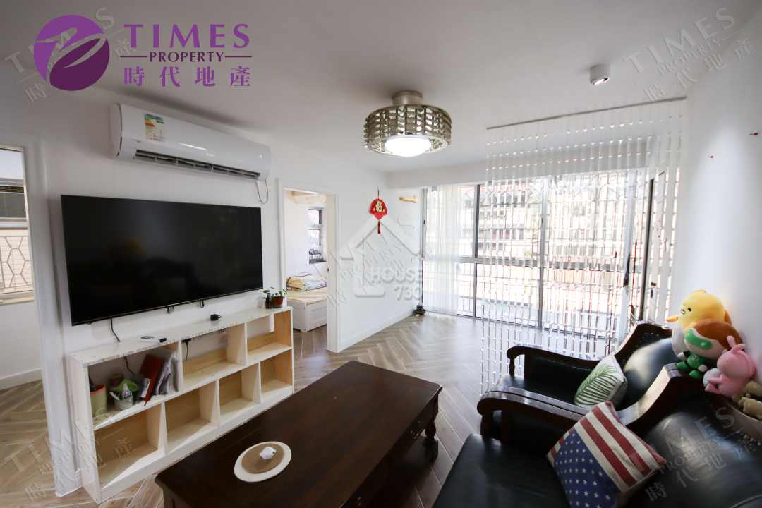 Yuen Long Village House (Yuen Long) 6420415 Sale House730