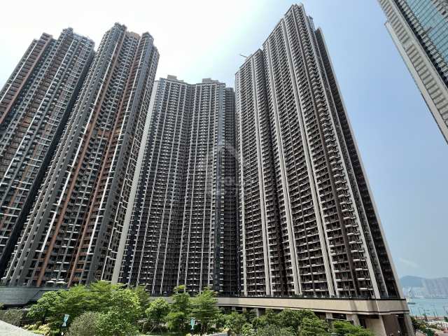 日出康城 物业外貌 - House730