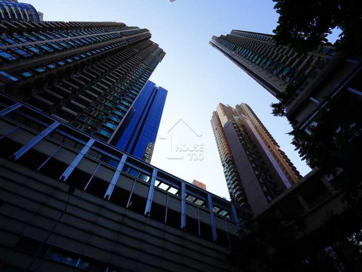 尚翹峰 物業外貌 - House730