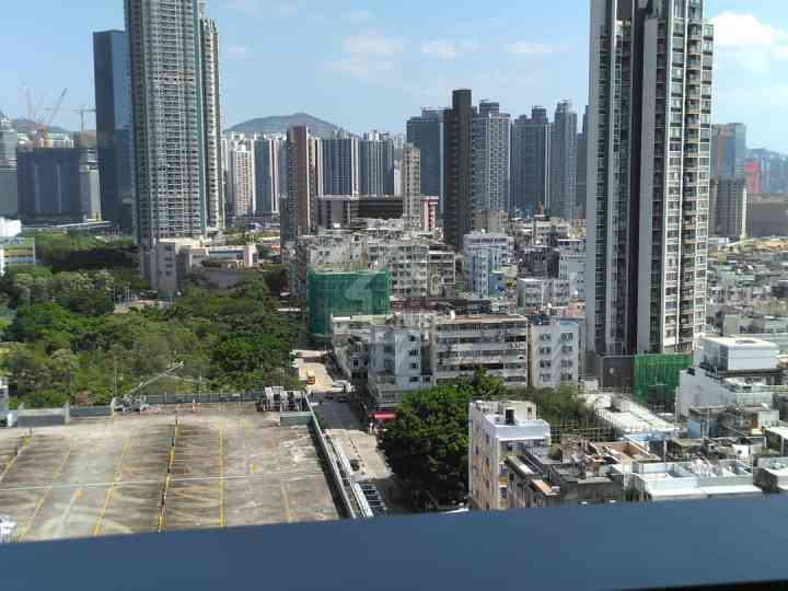 瓏碧 示範單位 12樓B單位(開放式有裝修) - House730