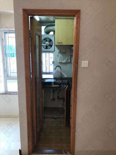 堅尼地城 南海大廈 中層 House730-6768162