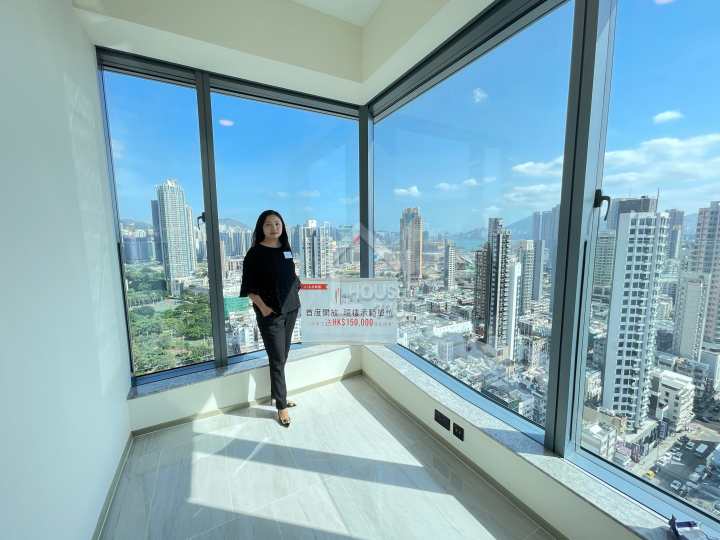 瓏碧 記者會 兩房單位設270度廣角玻璃窗,維港兩岸及九龍寨城公園綠化景觀盡收眼底 - House730