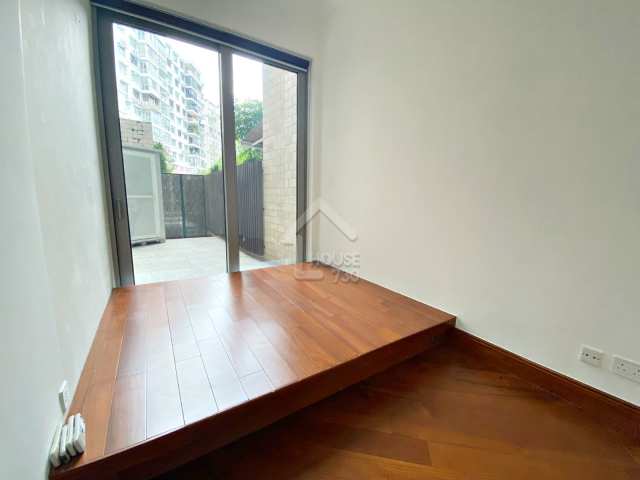 Kowloon Tong ONE MAYFAIR Bedroom 1 House730-6742397