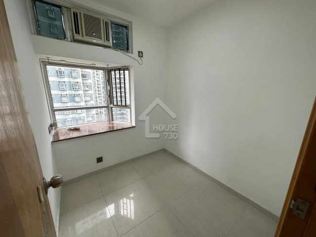 Tsuen Wan Hoi Bun RIVIERA GARDENS Middle Floor Bedroom 1 House730-6864635