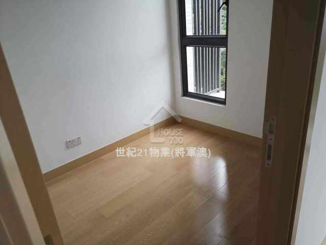 Tiu Keng Leng MOUNT VERDANT Middle Floor Bedroom 1 House730-7243448