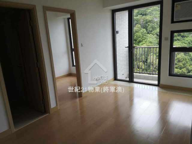Tiu Keng Leng MOUNT VERDANT Middle Floor Living Room House730-7243448