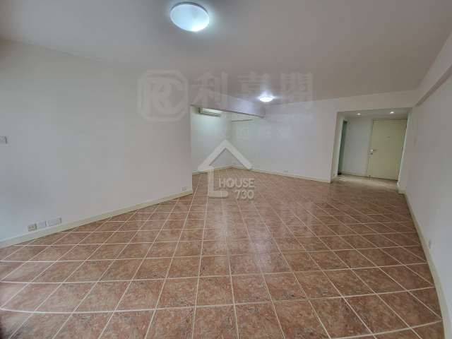 Ho Man Tin PERTH APARTMENTS Lower Floor House730-7243418